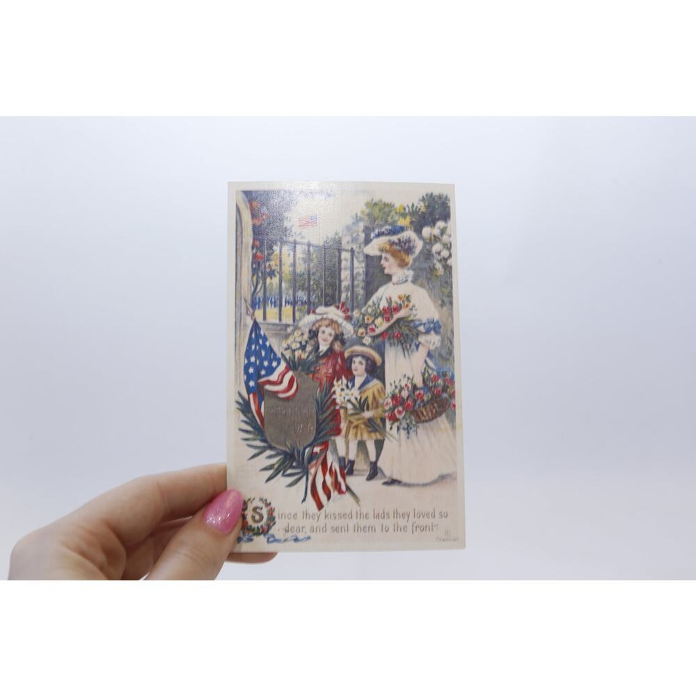 Memorial Day, Chapman, Mother with Children Holding Flowers, 1900s, Antique